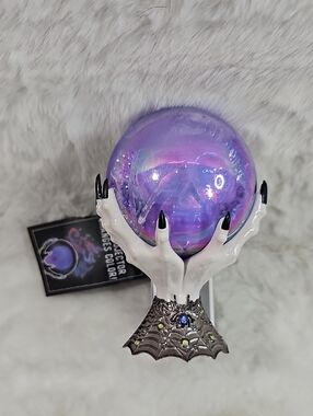 Bath & Body Works Wallflowers Fragrance Plugins (Crystal Ball Skull